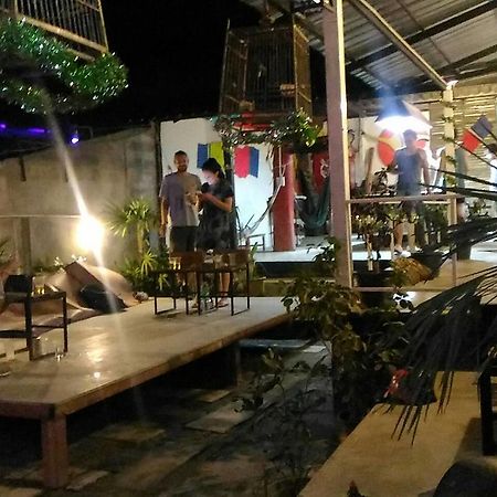 Shut Eye Party Hostel (Adults Only) Пай Экстерьер фото